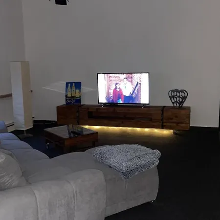 140 Qm Grosses Loft Mit 2 Schlafzimmern Im Fabrikstil Groß-Umstadt