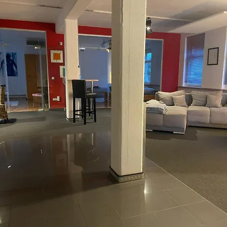 Apartment 140 Qm Grosses Loft Mit 2 Schlafzimmern Im Fabrikstil